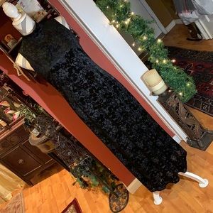 Carole Little Dresses sz. 8 black mock neck Feative Holiday maxi dress